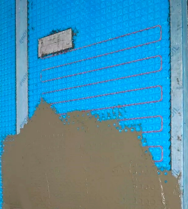 теплая стена монтаж на мембрану